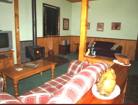 Pemberton Old Picture Theatre Holiday Apartments - Accommodation Mount Tamborine 21