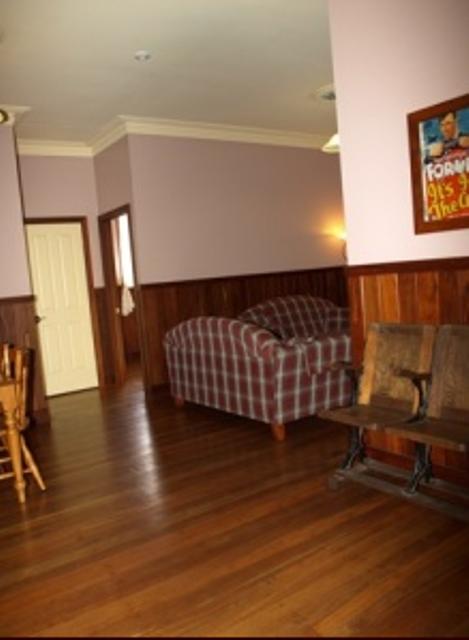 Pemberton Old Picture Theatre Holiday Apartments - Accommodation Mount Tamborine 27