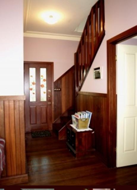 Pemberton Old Picture Theatre Holiday Apartments - Accommodation Mount Tamborine 2