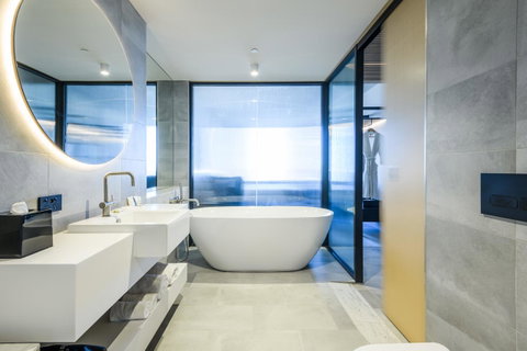 Quay Perth - Accommodation Mount Tamborine 4