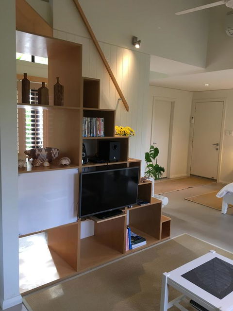 DESIGNER'S STUDIO - Accommodation Mount Tamborine 9