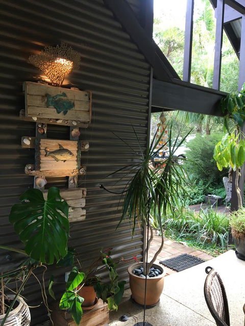 DESIGNER'S STUDIO - Accommodation Mount Tamborine 20