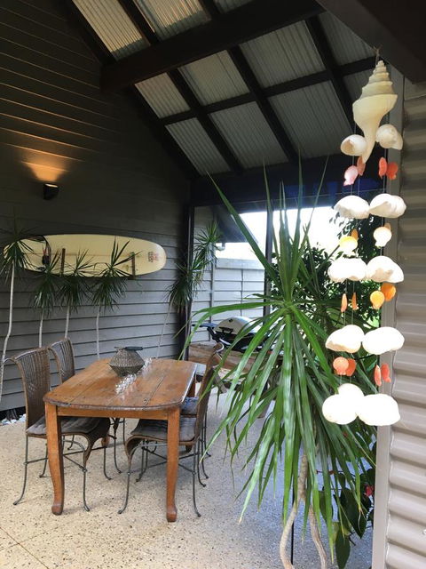 DESIGNER'S STUDIO - Accommodation Mount Tamborine 8