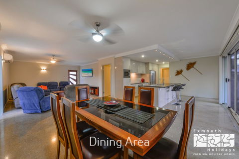 13 Learmonth Street - Close To Town Centre - Accommodation Mount Tamborine 6