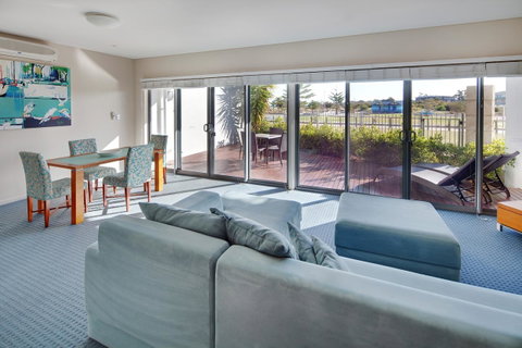 Seashells Mandurah - Accommodation Mount Tamborine 9