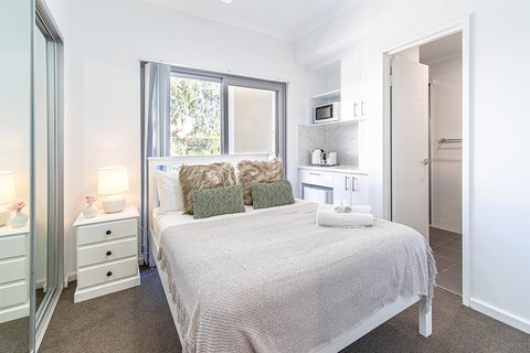 New Apartment On Great Location Opposite Garden City : 02 - Accommodation Mount Tamborine 2
