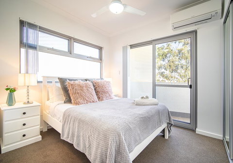 New Apartment On Great Location Opposite Garden City : 02 - Accommodation Mount Tamborine 6