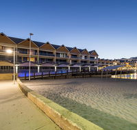 Dolphin Quay Apartments - Accommodation Mount Tamborine