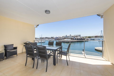 Dolphin Quay Apartments - Accommodation Mount Tamborine 17
