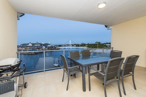 Dolphin Quay Apartments - Accommodation Mount Tamborine 23