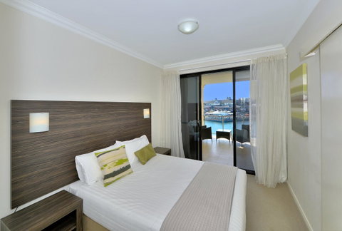 Dolphin Quay Apartments - Accommodation Mount Tamborine 1