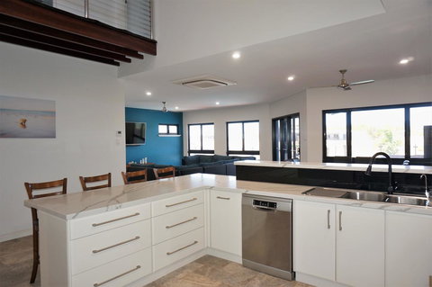 27 Corella Court - Accommodation Mount Tamborine 3