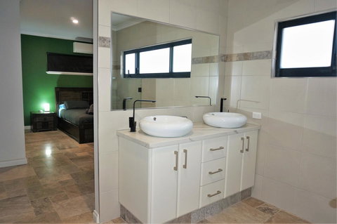 27 Corella Court - Accommodation Mount Tamborine 21