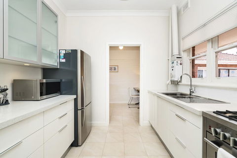 Light Bright, Quality River Views! Free Parking - Accommodation Mount Tamborine 18