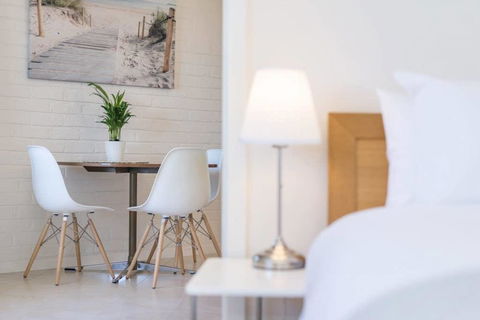 Light Bright, Quality River Views! Free Parking - Accommodation Mount Tamborine 22