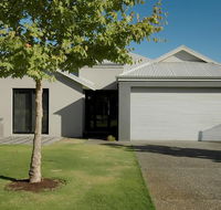 THE SANCTUARY LUXURY HOLIDAY HOME - Accommodation Mount Tamborine