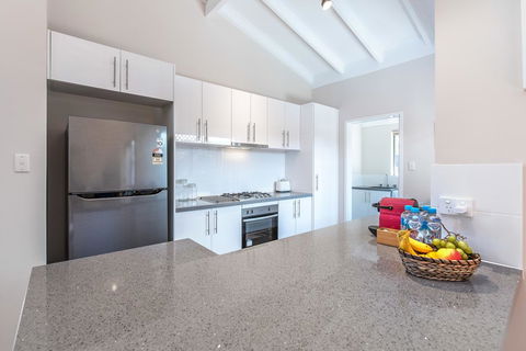 Lotus Perth Retreat - Accommodation Mount Tamborine 9