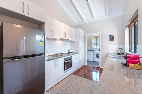 Lotus Perth Retreat - Accommodation Mount Tamborine 8