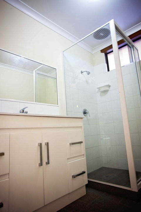 Hopetoun Motel & Chalet Village - Accommodation Mount Tamborine 43