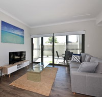 Modern Apartment Redcliffe near Perth Airport 0126 - Accommodation Mount Tamborine