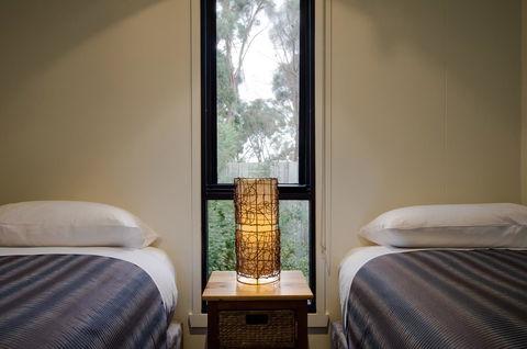 Swansea Beach Chalets - Accommodation Mount Tamborine 11
