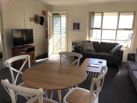 BINALONG BEACH COTTAGE Beachfront At Bay Of Fires Next To Restaurant - Accommodation Mount Tamborine 5