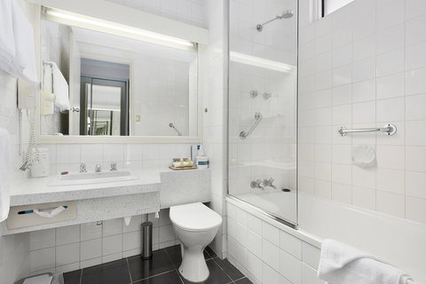 Beachfront Voyager Motor Inn - Accommodation Mount Tamborine 14