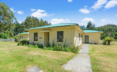 Giants Table And Cottages - Accommodation Mount Tamborine 13