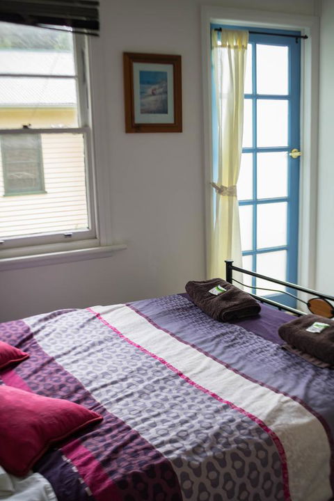 Giants Table And Cottages - Accommodation Mount Tamborine 15