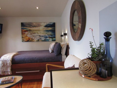 Salt Box Hideaway - Accommodation Mount Tamborine 0