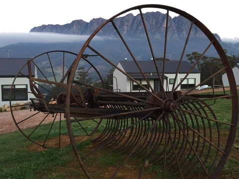 Manna Hill Farm - Accommodation Mount Tamborine 0