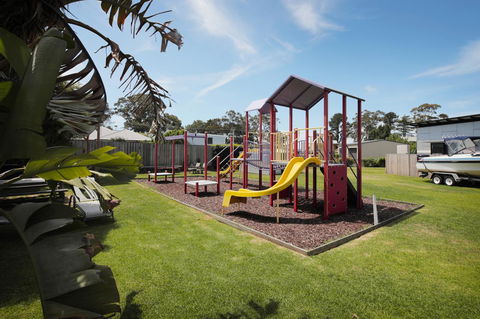 Georges Bay Apartments - Accommodation Mount Tamborine 42
