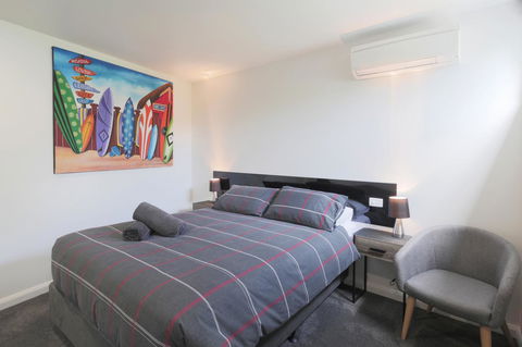 Georges Bay Apartments - Accommodation Mount Tamborine 23