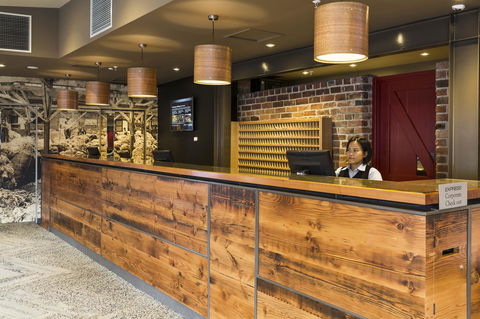 The Old Woolstore Apartment Hotel - Accommodation Mount Tamborine 1