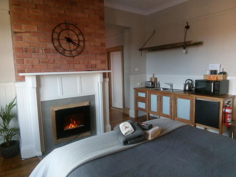 The Station House - Accommodation Mount Tamborine 3