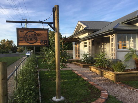 The Station House - Accommodation Mount Tamborine 0