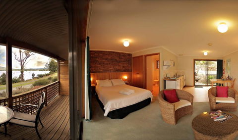 Driftwood - Accommodation Mount Tamborine 1
