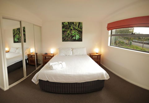 Driftwood - Accommodation Mount Tamborine 8