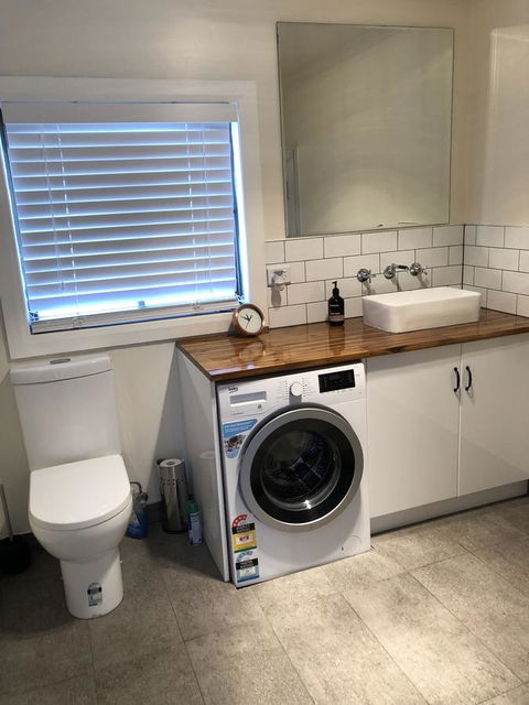 Apartment 5ive - Accommodation Mount Tamborine 3