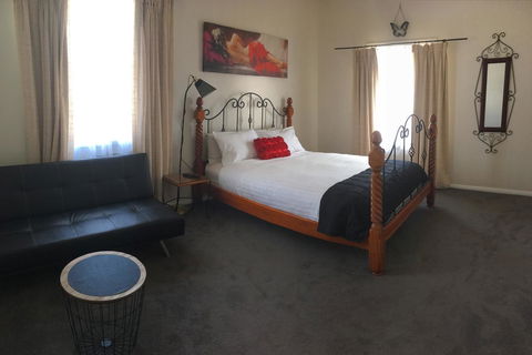 Apartment 5ive - Accommodation Mount Tamborine 7