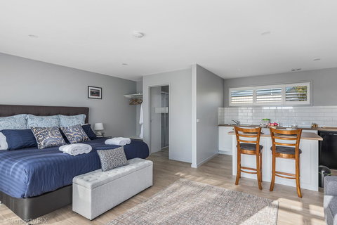 Harrison Grove - Accommodation Mount Tamborine 7