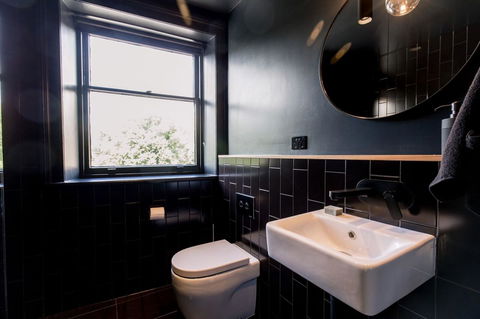 105 Mac Unique Apartments - Accommodation Mount Tamborine 19