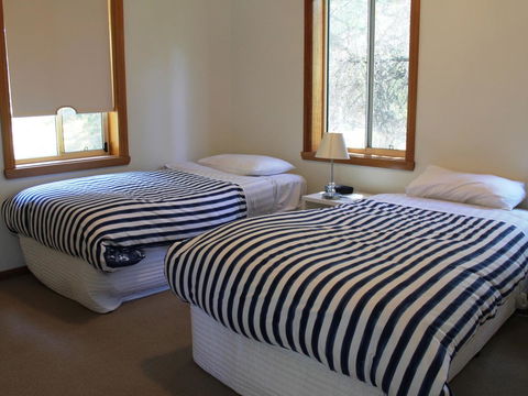 Freycinet Sanctuary 5 - Accommodation Mount Tamborine 7