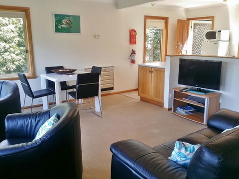 Freycinet Sanctuary 5 - Accommodation Mount Tamborine 3