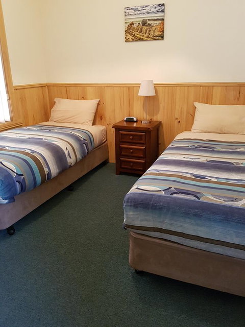 Driftwood Strahan Villas - Accommodation Mount Tamborine 11