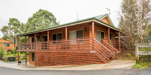 Driftwood Strahan Villas - Accommodation Mount Tamborine 4