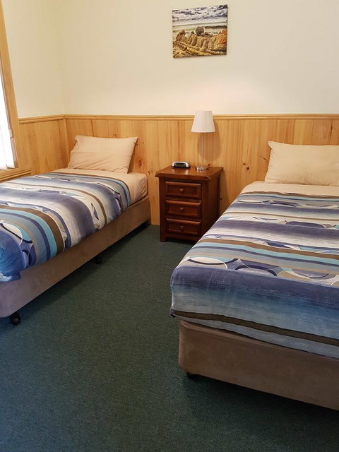 Driftwood Strahan Villas - Accommodation Mount Tamborine 1