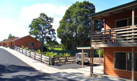 Driftwood Strahan Villas - Accommodation Mount Tamborine 3