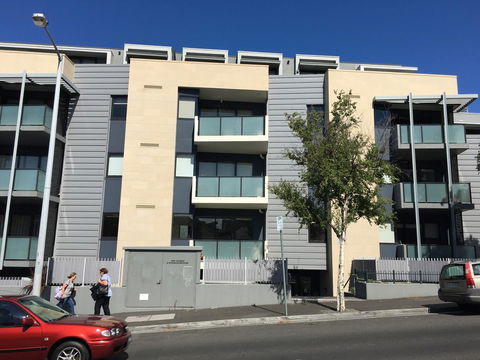 Hobart Inner City Apartment - Accommodation Mount Tamborine 0