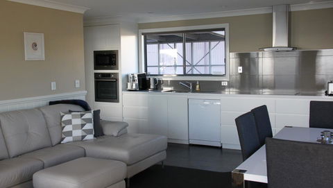 SEA EAGLE COTTAGE Amazing Views Of Bay Of Fires - Accommodation Mount Tamborine 23